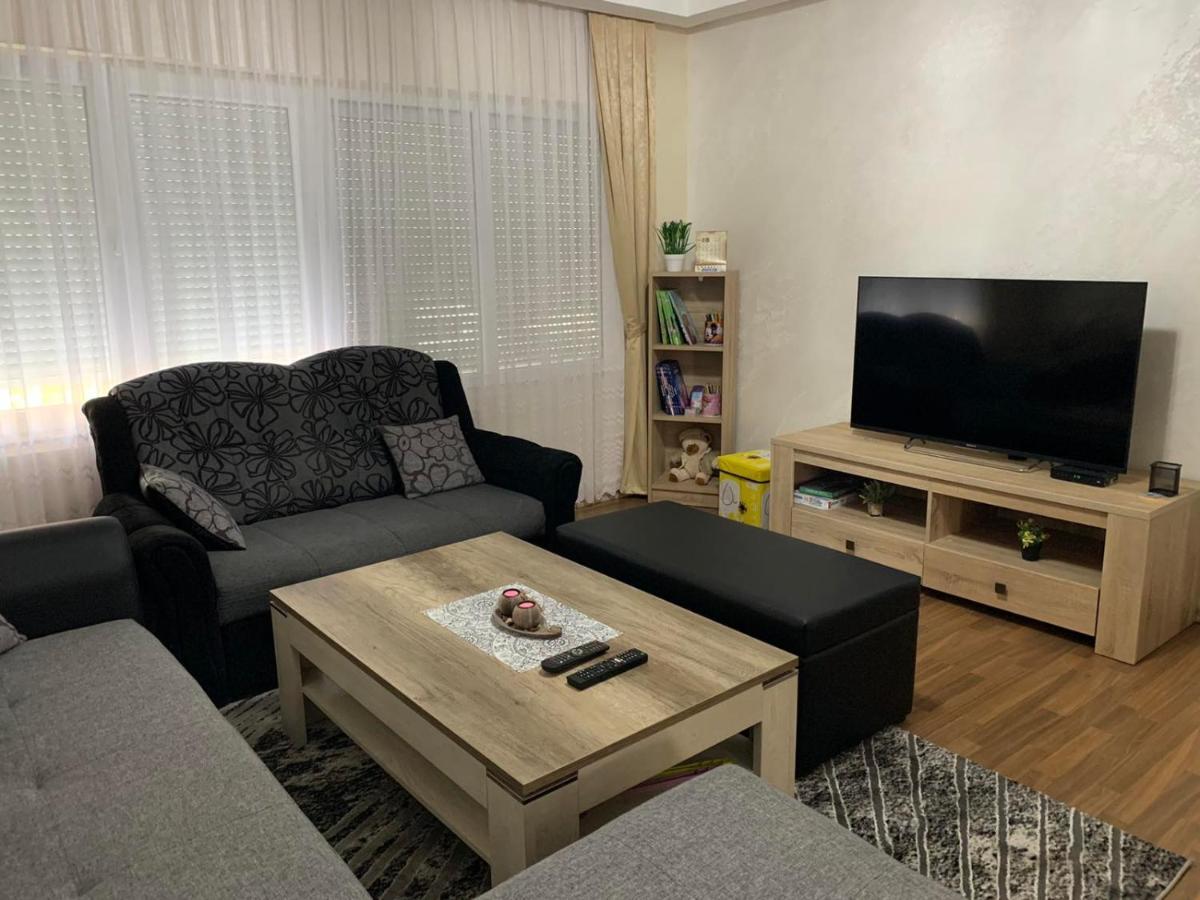 Anja Apartman Bosanski Samac Екстер'єр фото